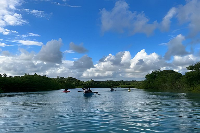 3 Suítes a 50m da Praia do Patacho, com Piscina