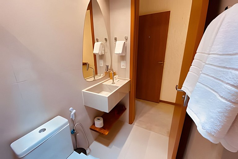 Elegância e Conforto com A/C na Sala, PatachoBeach