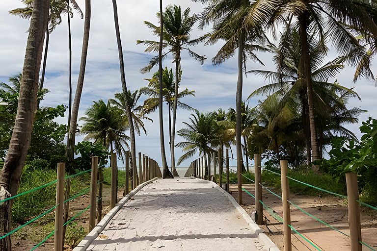 Studio a 50 metros da praia de Japaratinga