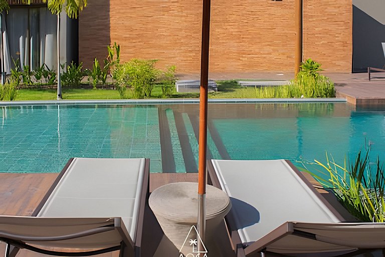 Beachfront Studio in Japaratinga by the Pool