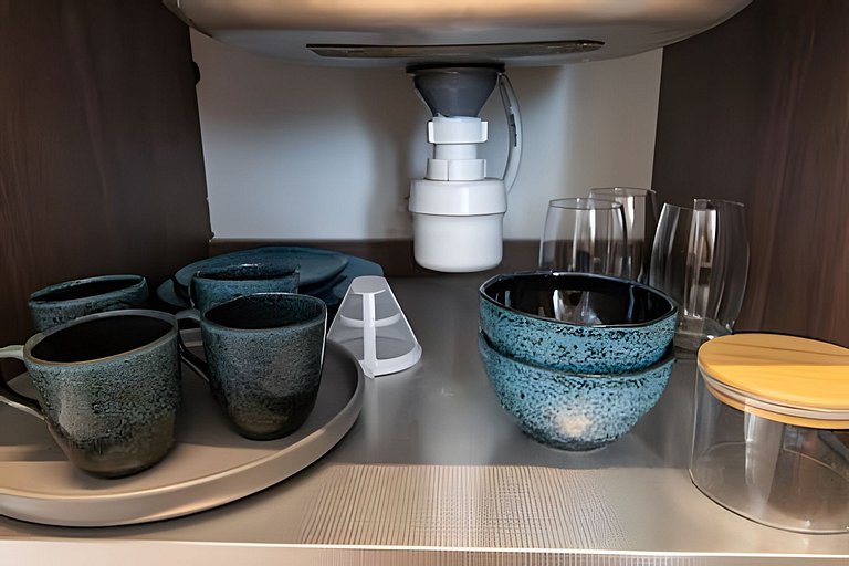 NewTime 809 - Luxury Beachfront Studio with View