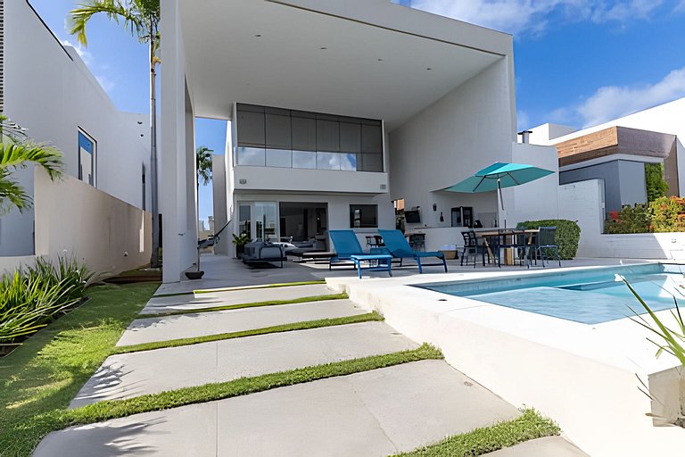 Luxury House in Condominium in Barra de São Miguel
