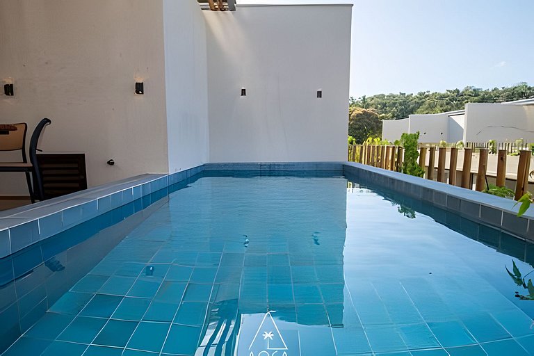 Duplex com piscina na Praia do Marceneiro