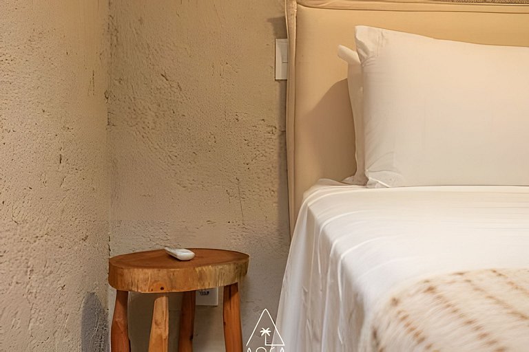 Duplex com piscina na Praia do Marceneiro