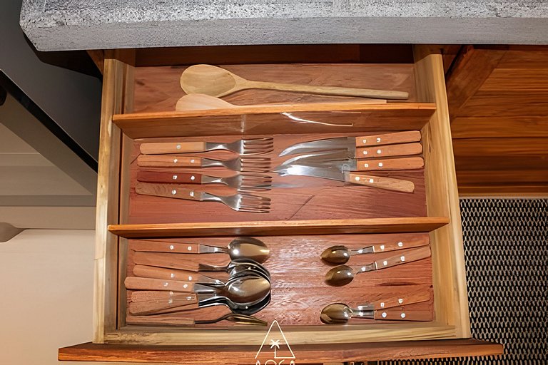 Duplex com piscina na Praia do Marceneiro