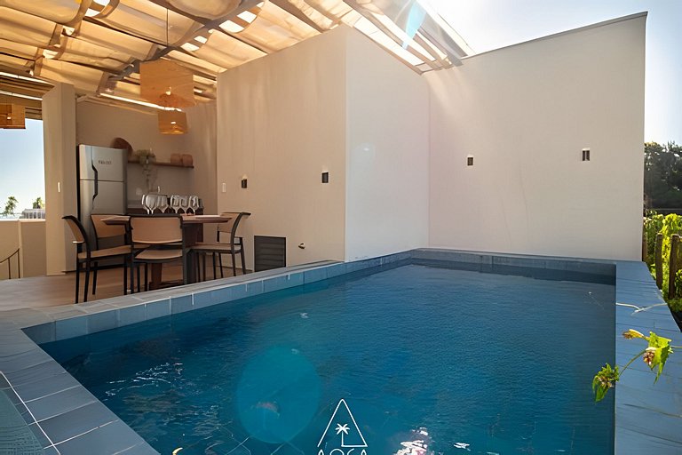 Duplex com piscina na Praia do Marceneiro