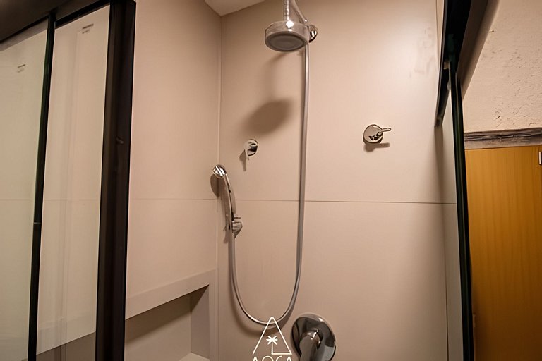 Duplex com piscina na Praia do Marceneiro