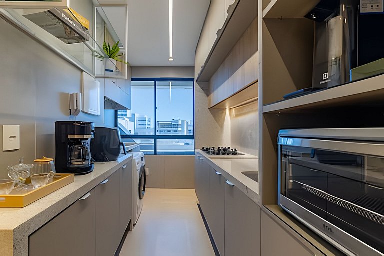 Quarto e Sala Completo na Ponta Verde 50m da Praia