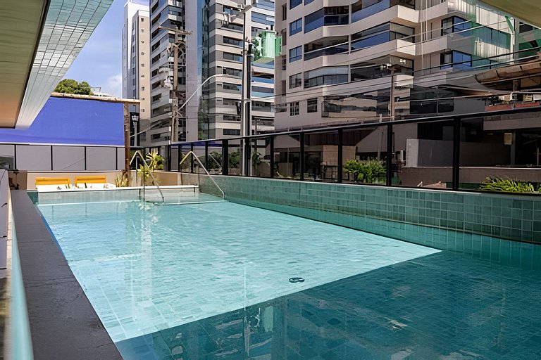 Quarto e Sala Completo na Ponta Verde 50m da Praia