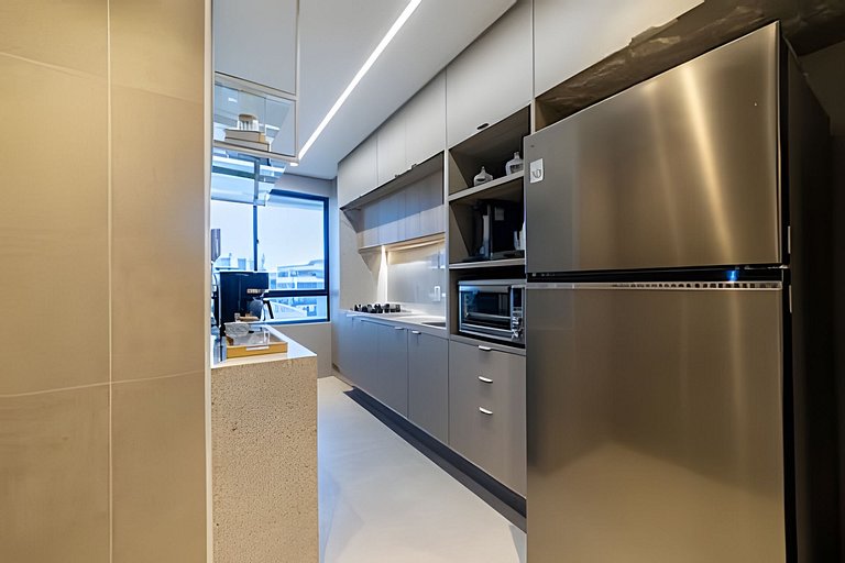 Quarto e Sala Completo na Ponta Verde 50m da Praia