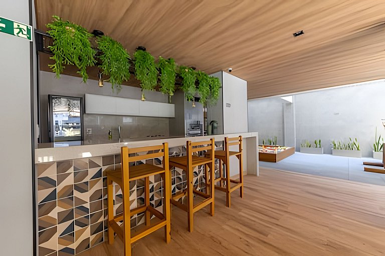 Quarto e Sala Completo na Ponta Verde 50m da Praia