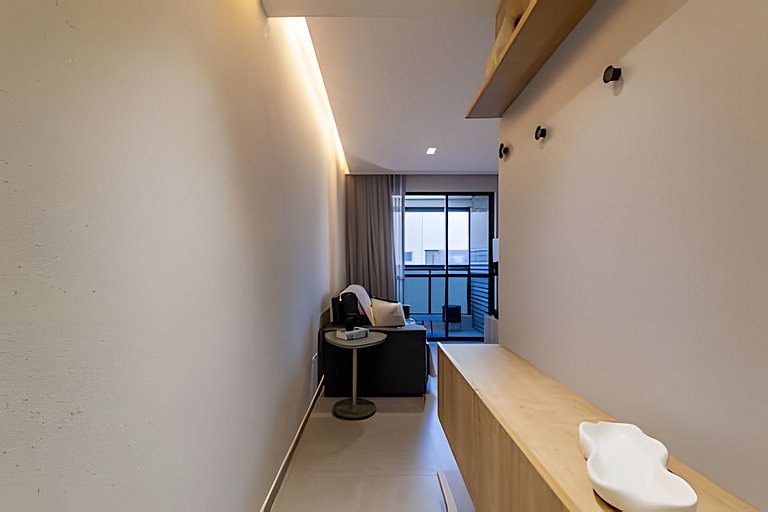 Quarto e Sala Completo na Ponta Verde 50m da Praia