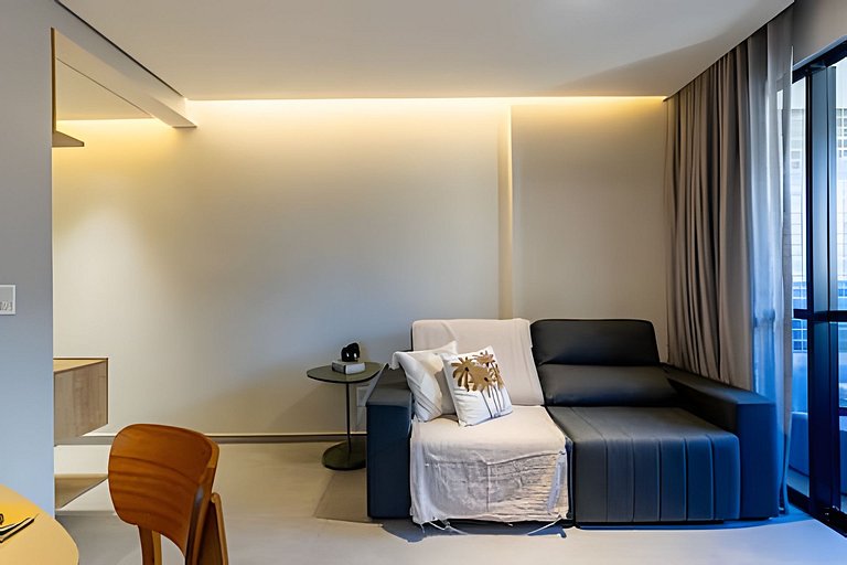 Quarto e Sala Completo na Ponta Verde 50m da Praia