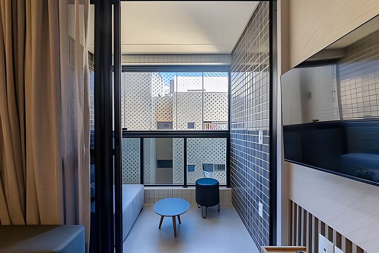 Quarto e Sala Completo na Ponta Verde 50m da Praia