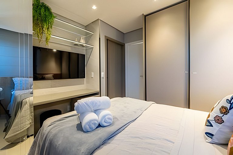 Quarto e Sala Completo na Ponta Verde 50m da Praia