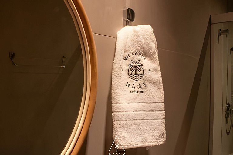 Luxo e Conforto no Naay com Vista para a Piscina