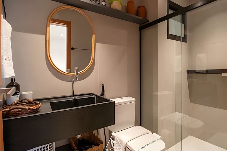 2 Bedroom Apartment in Naay with Pool View