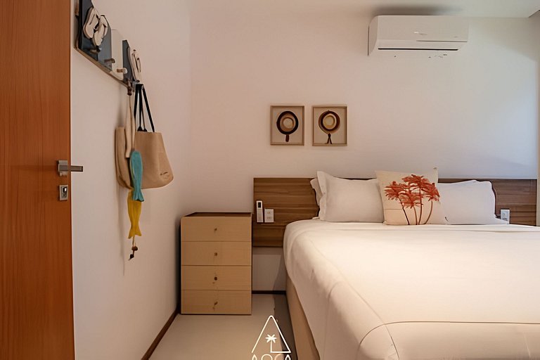 2 Bedroom Apartment in Naay with Pool View