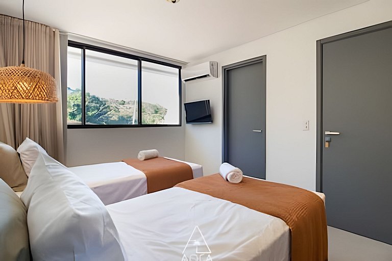 3 Sea View Suites at Praia do Marceneiro, Zamà