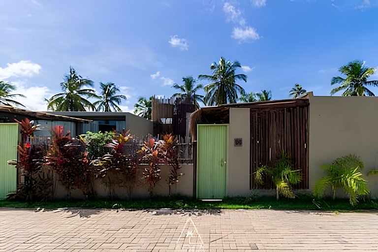 Casa Completa com Piscina Privativa no Patacho