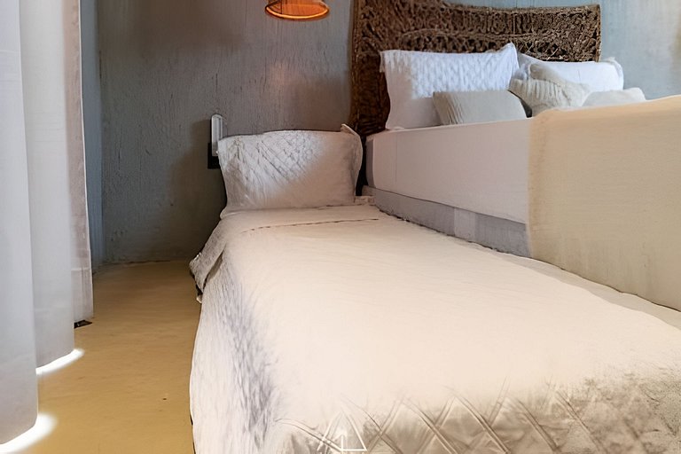 Casa Amar Patacho, 4 Suítes em Condomínio de Luxo