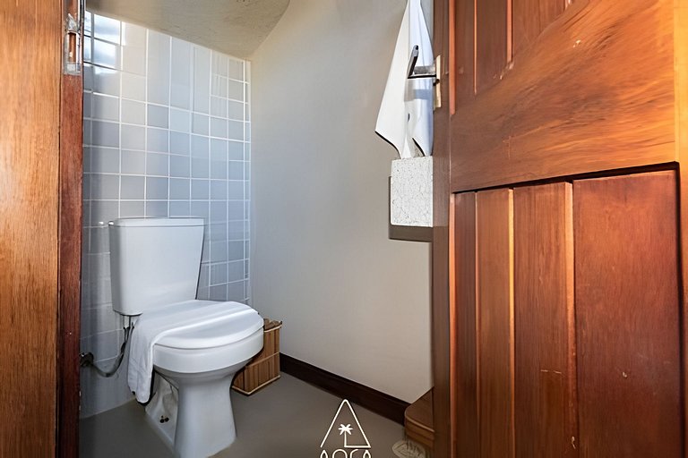 Complete House by the Sea in Praia do Patacho