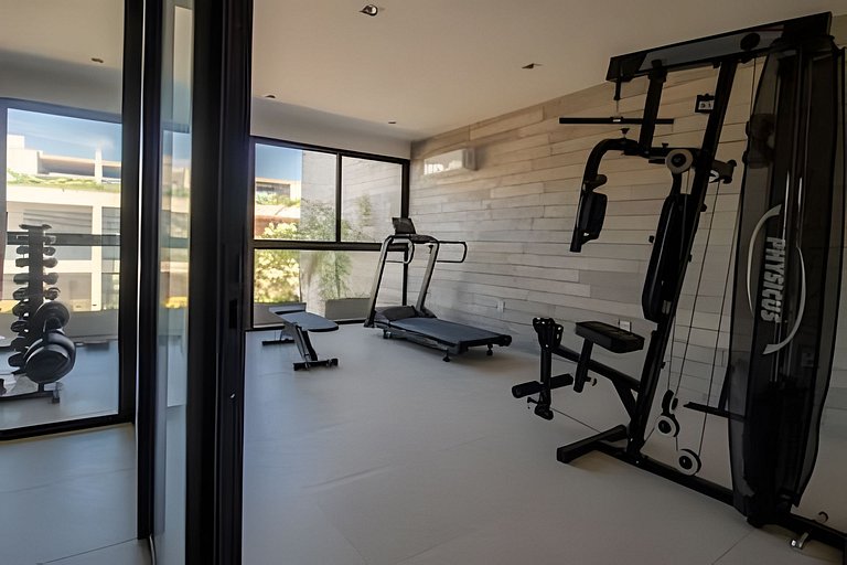 Triplex a 80 metros do Mar com Piscina e Jacuzzi
